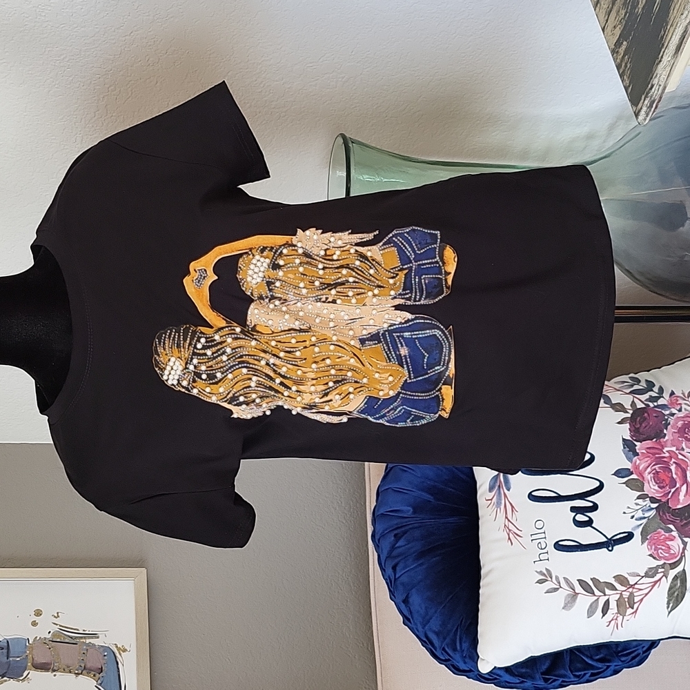 Fashionable Tee